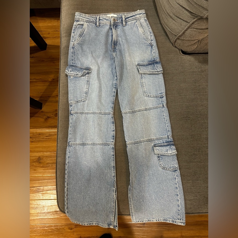 Low waist Light Wash women’s Cargo Denim Jeans - Zara